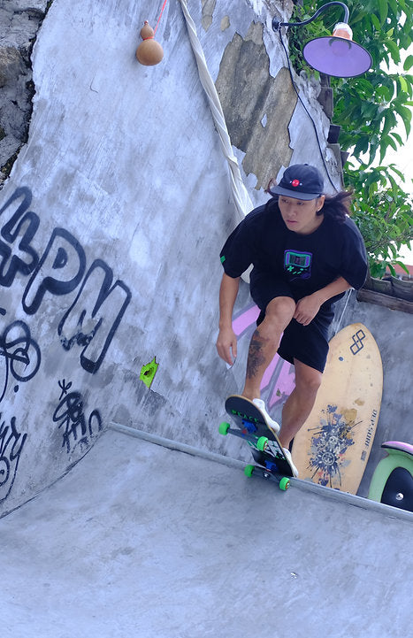 LEGAL THE GREEN SKATEBOARD