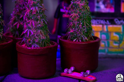 DESIGNER TOY - TEAPOT HANDMADE CHILLMAX TREE