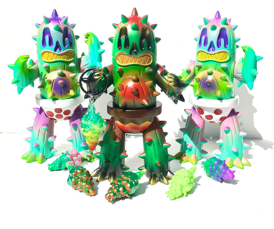 DESIGNER TOYS - OASIS